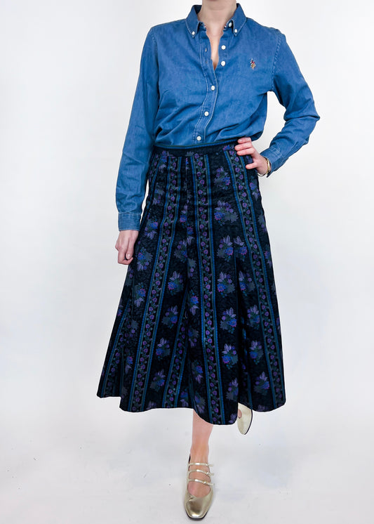 SWINGING COTTON SKIRT