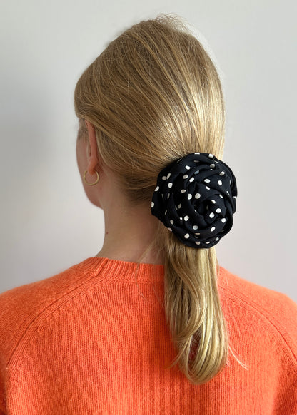 ROSE HAIRCLIP POLKA DOTS