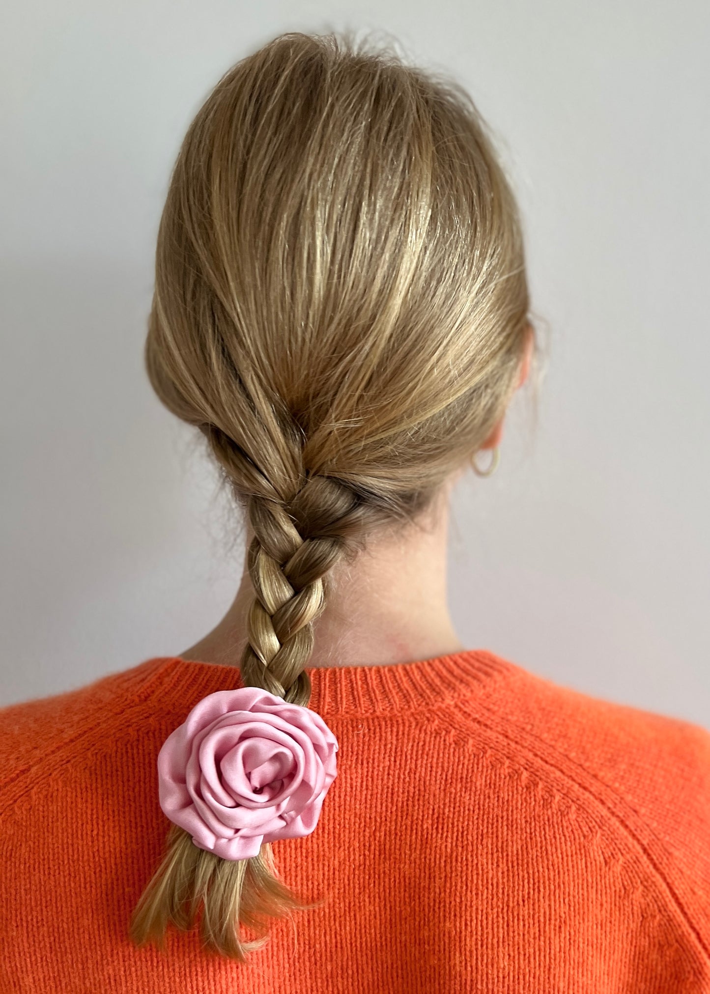 ROSE HAIRCLIP